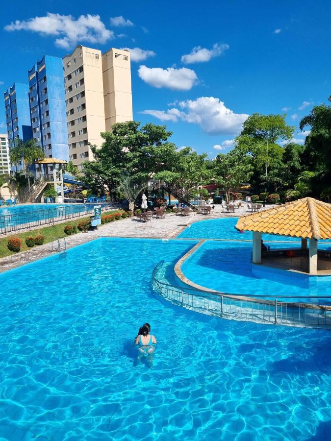 Flat 317 Golden Dolphin Express Aparthotel Caldas Novas Ngoại thất bức ảnh